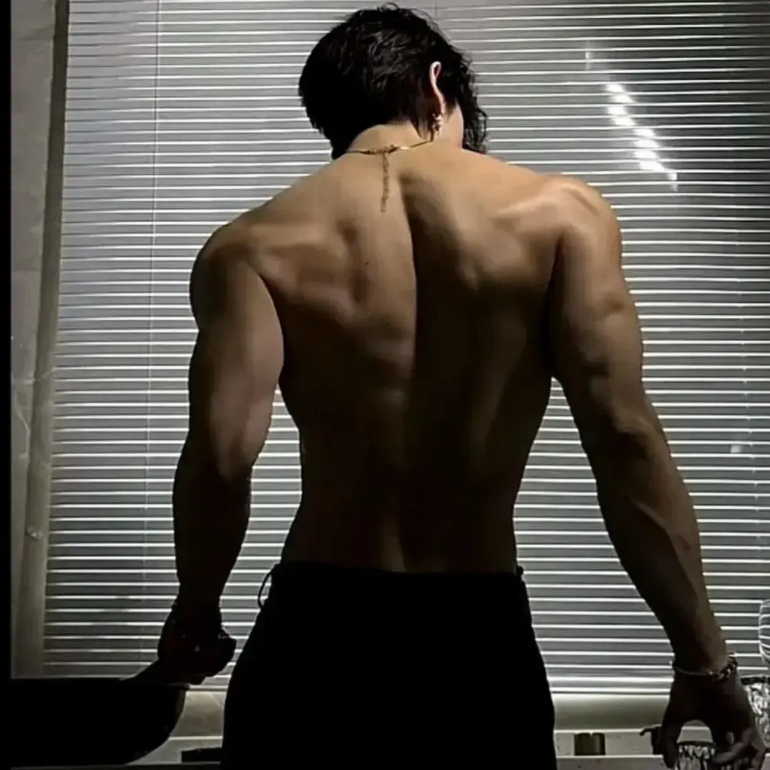 BadHiker1955의 Mr. Thorne