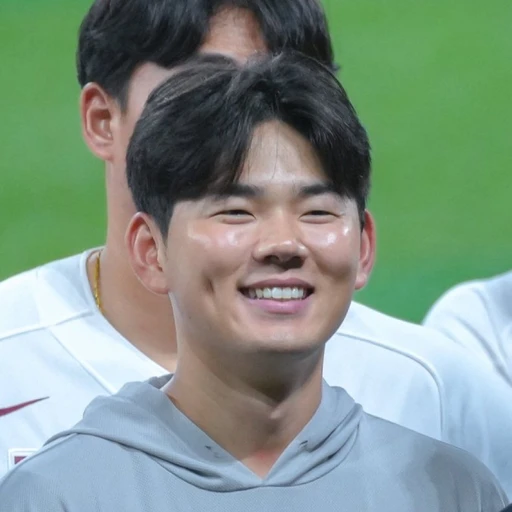 김동욱