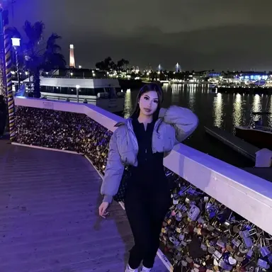 Profile image of Mia