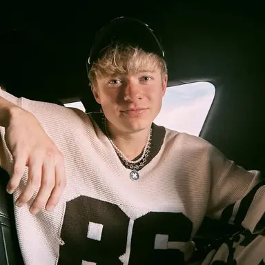 Profile image of Sam
