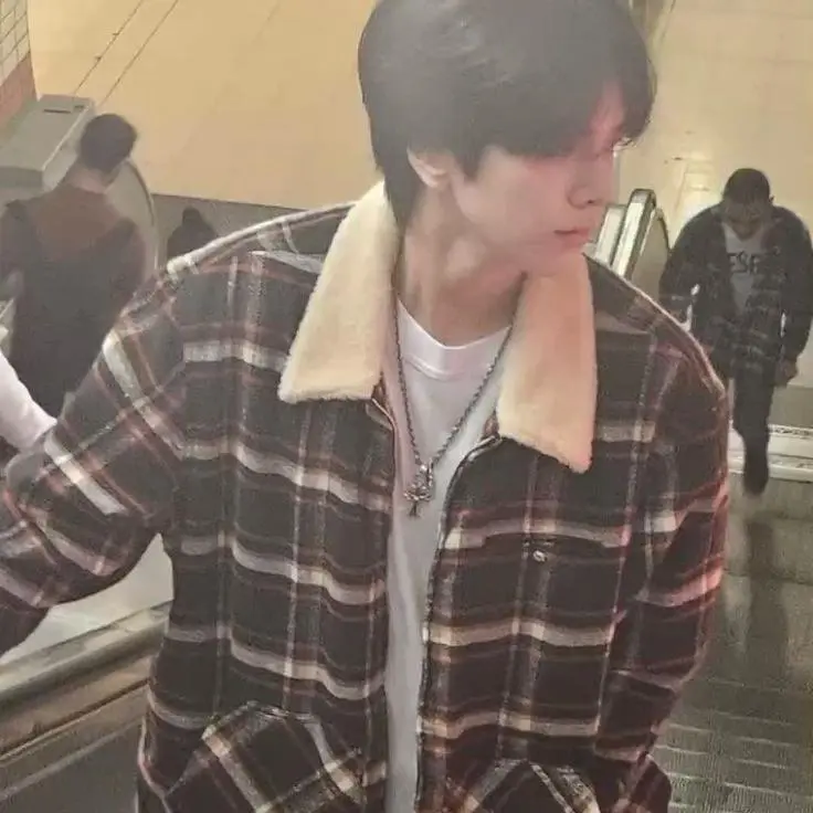 DottedSeal3598의 김영훈