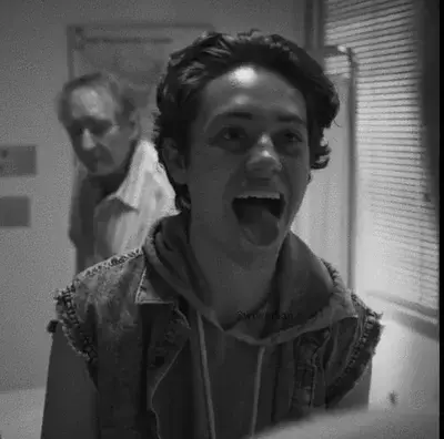 WeakYak2023의 Carl Gallagher