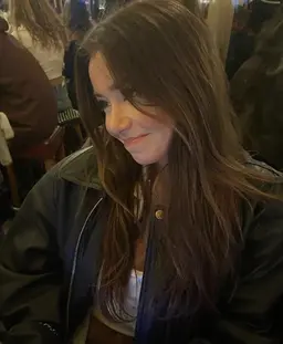 Profile image of Ava