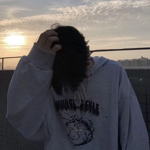 이현우