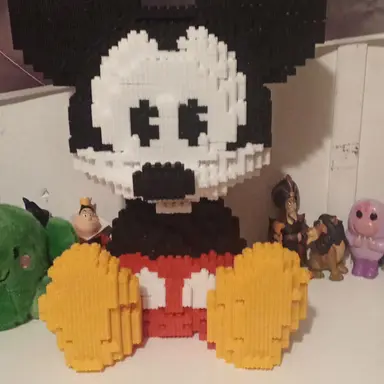 Profile image of Lol