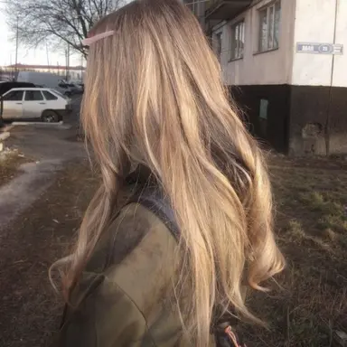 Profile image of Ellie