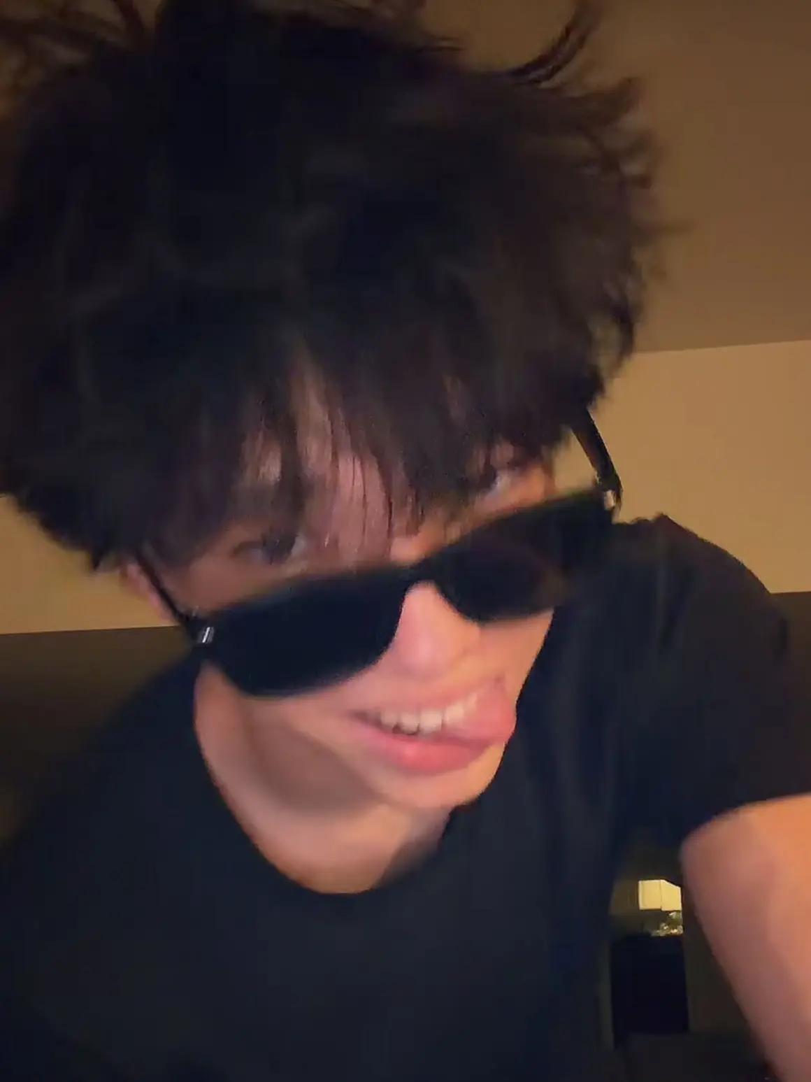 SquarePouch2698의 Your son is in love with you!