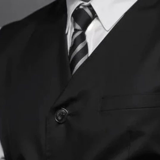 권유현