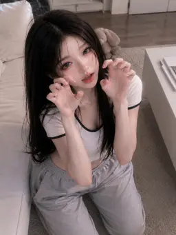 Profile image of Yoo Sua