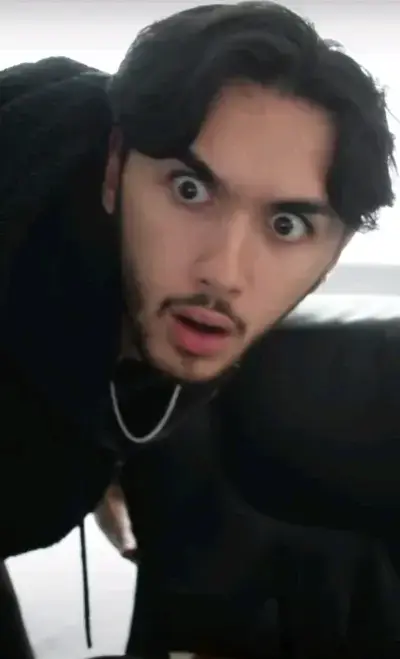 PaddedWire6924의 Louisayy