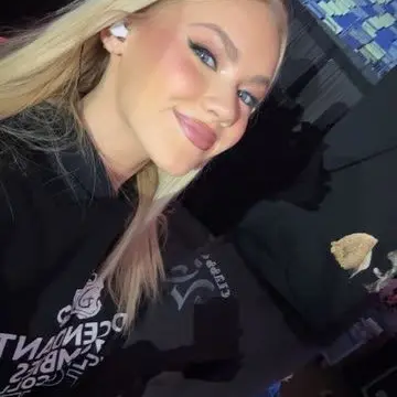 Profile image of Freya Skye