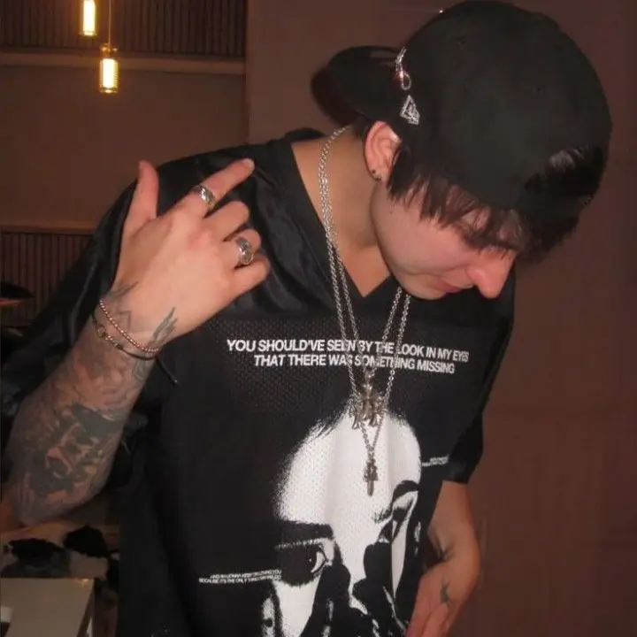 SturdyDhole8331의 Lolsz