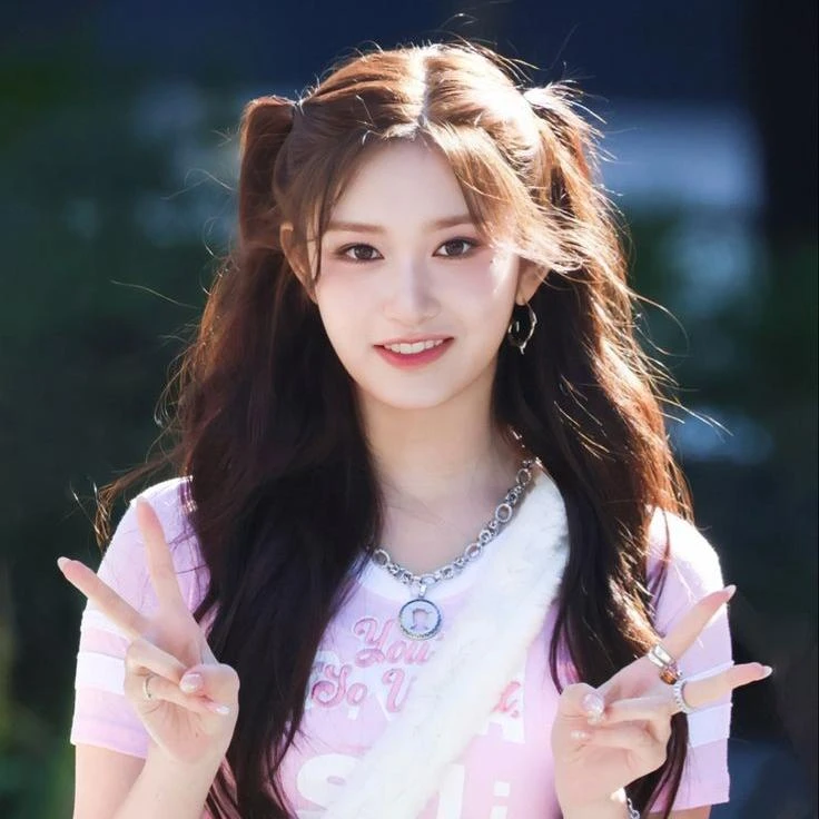 이현서 (IVE)