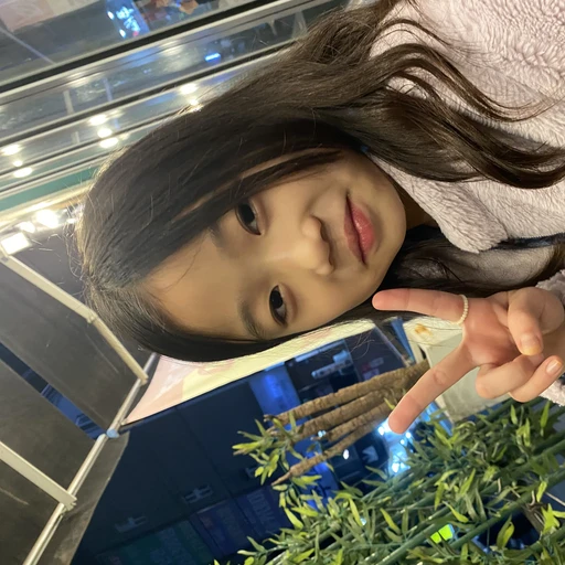 민지
