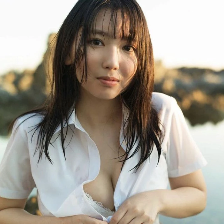 沢口愛華