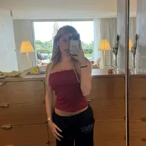 Profile image of Chloe Vance