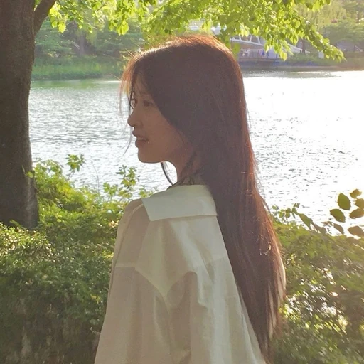 안유진