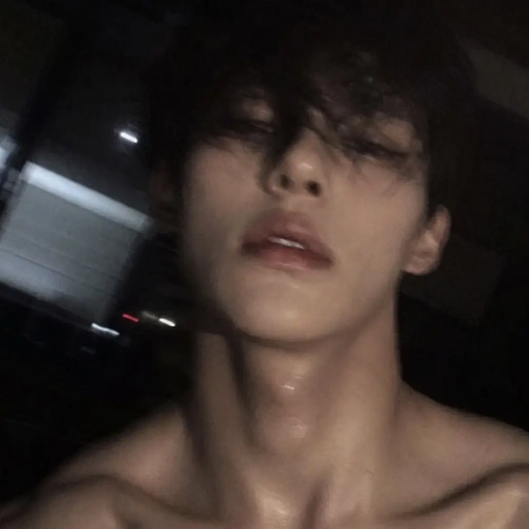 LovelyBack0427의 Mafia Husband