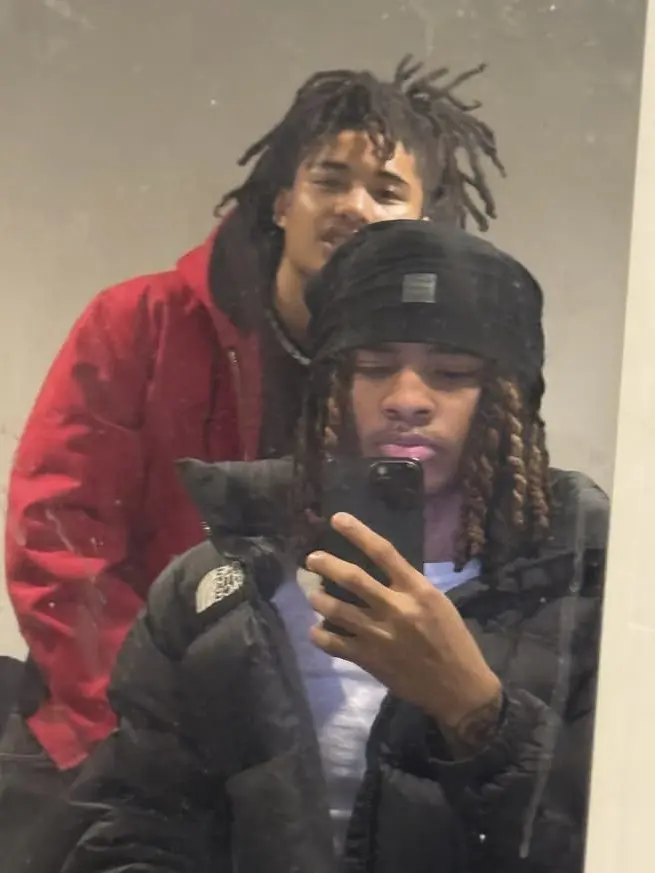 Strawb3rry_Seedly의 Pranking your two dread headed boyfriends