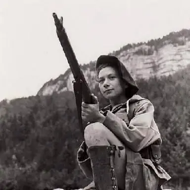 Profile image of Denise Robert