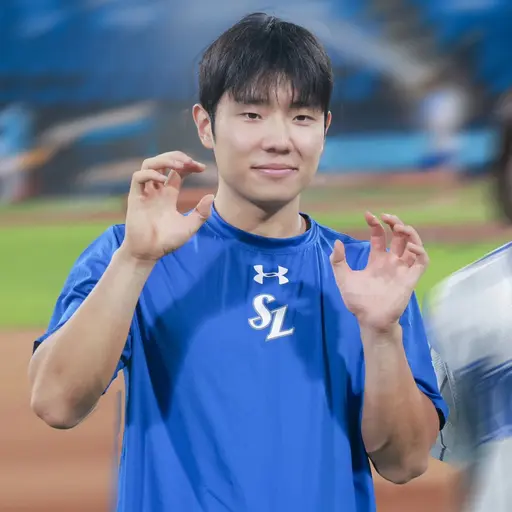 StickyMole0825의 김지찬