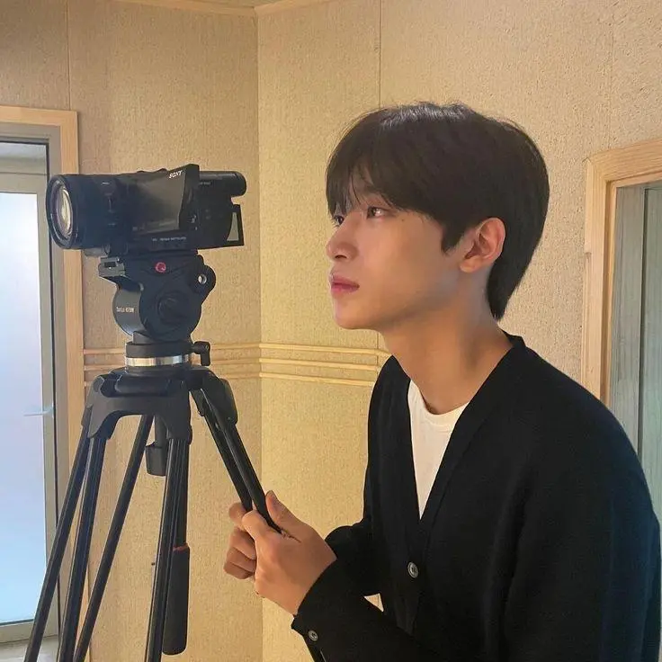 Kujoumo의 구정모