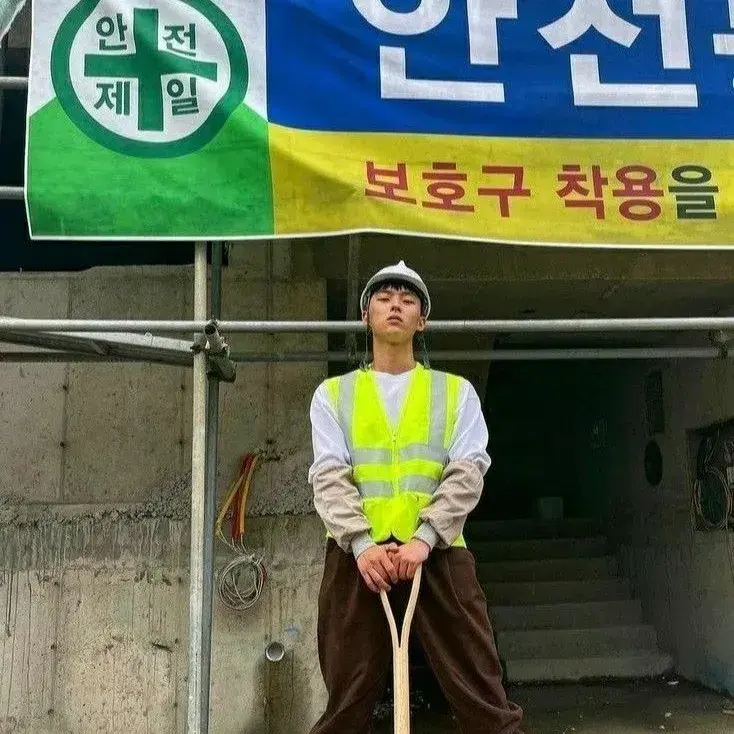 SkinnyCarp9049의 Park Min-jun