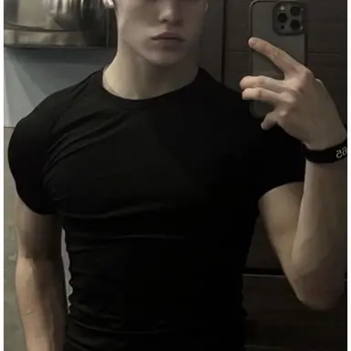 Profile image of Alek