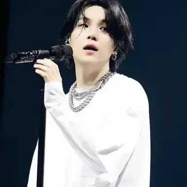 Profile image of Min-jun