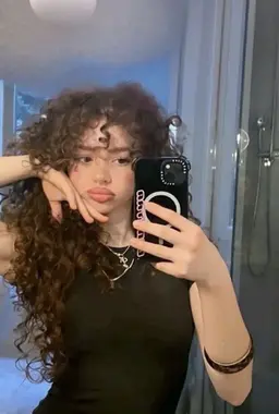 Profile image of Demitra Kalogeras