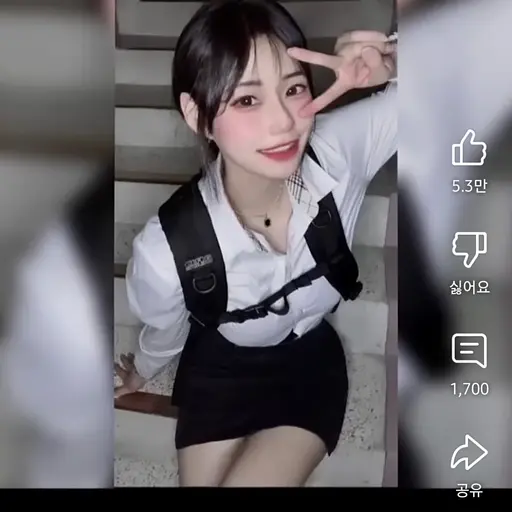DecentLeech7614의 이민정