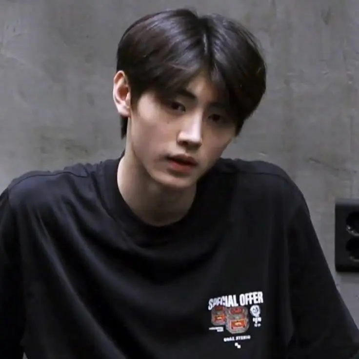 Hoonminki의 Sunghoon