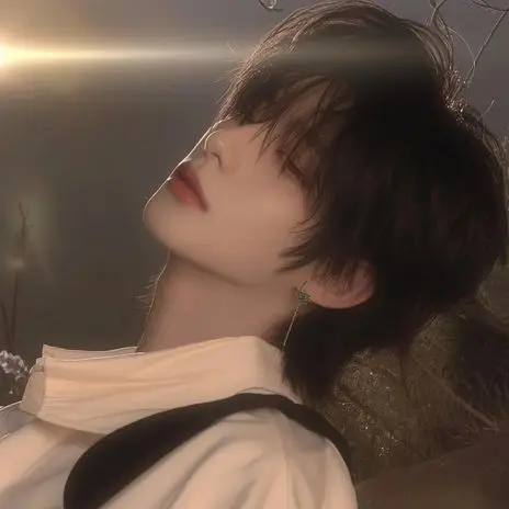 WornLoss7795의 삼각형의 중심이 나