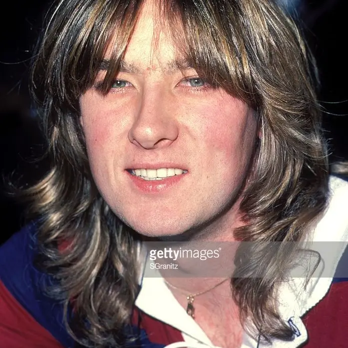 BriskNail2780의 Joe Elliott asks Cassie to be his girlfriend