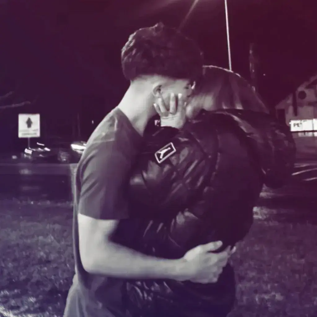 CrazyGlaze4149의 Ethan