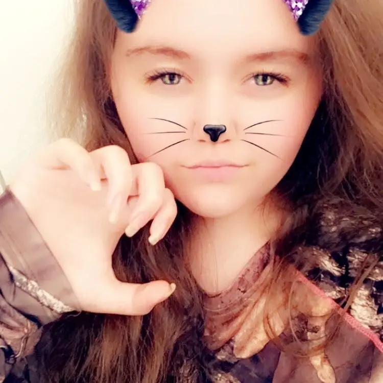 prettyryleigh의 Cringy Couple