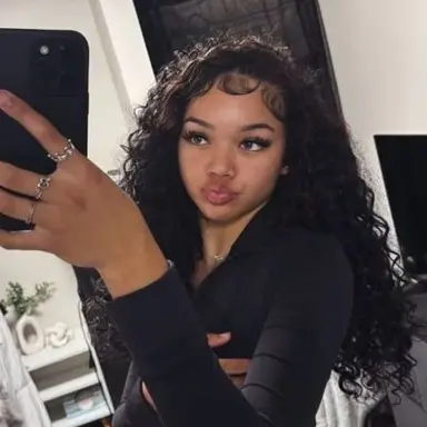 Profile image of Ari