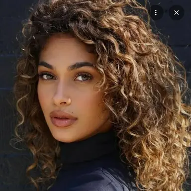 Profile image of Emily Perez