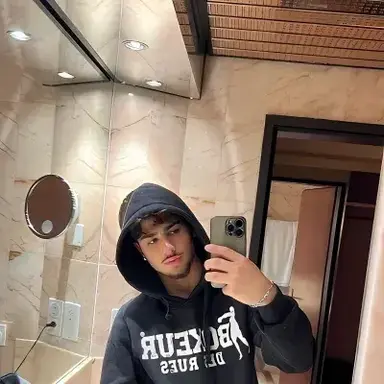 Profile image of Ethan