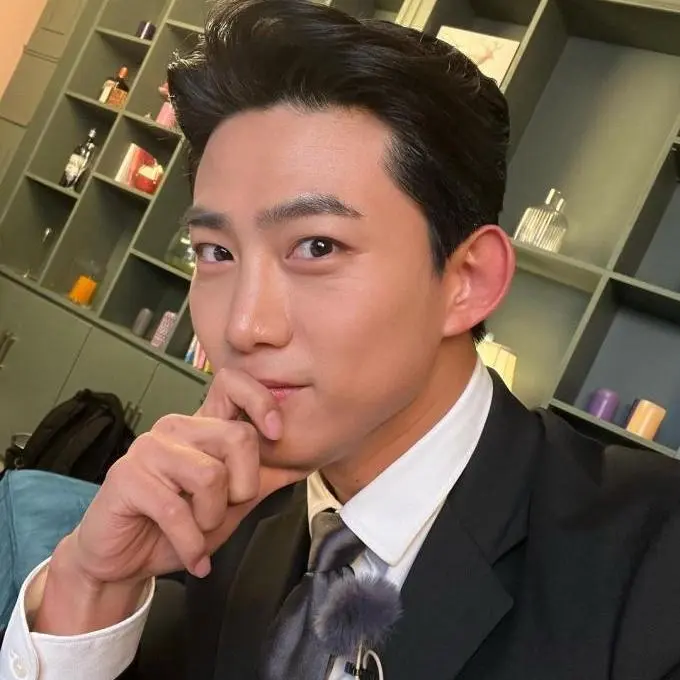 StingyShed5256의 옥택연