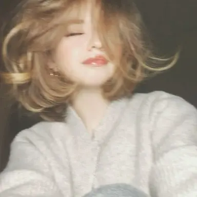 Profile image of Selena