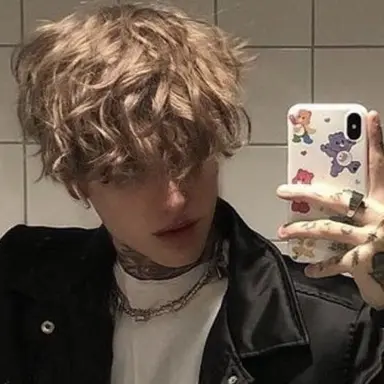 Profile image of Elliot