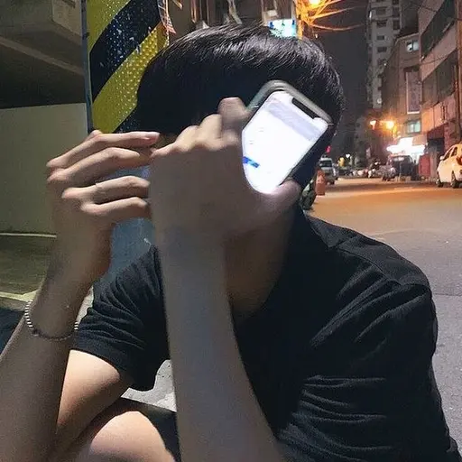 SleepyElbow3636의 강준우