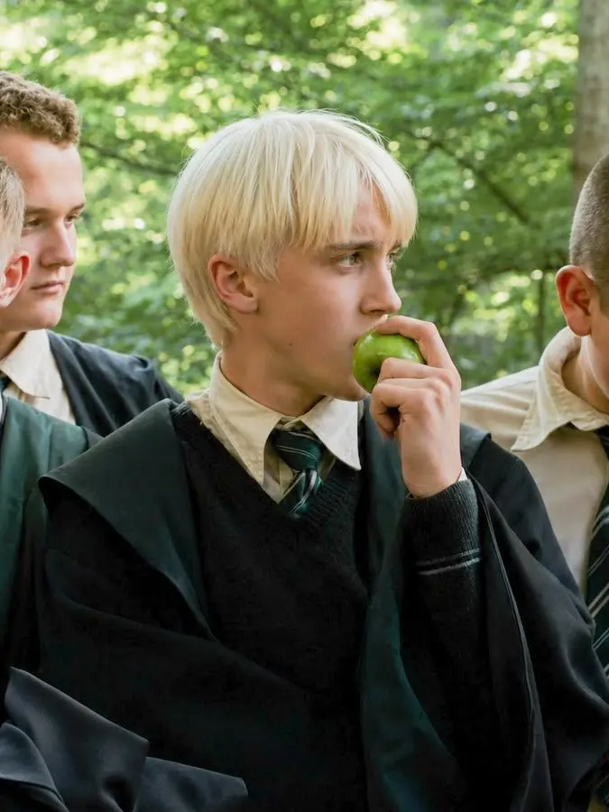 Dracomlafoyswife의 Draco Malfoy(friends to lovers)