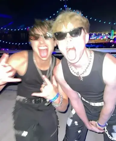 Profile image of Sam and Cobly