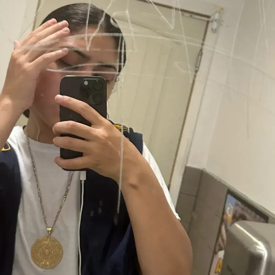 TacitShelf7962의 Maya - wlw