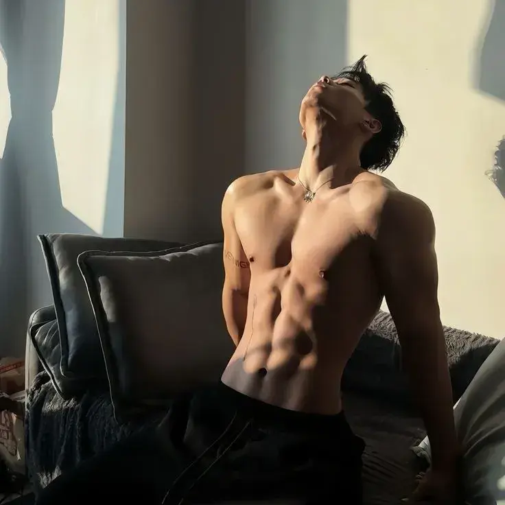 BusySheaf8047의 Enemies with Benefits