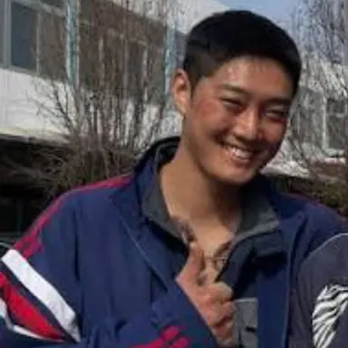 Profile image of Seong Hwan