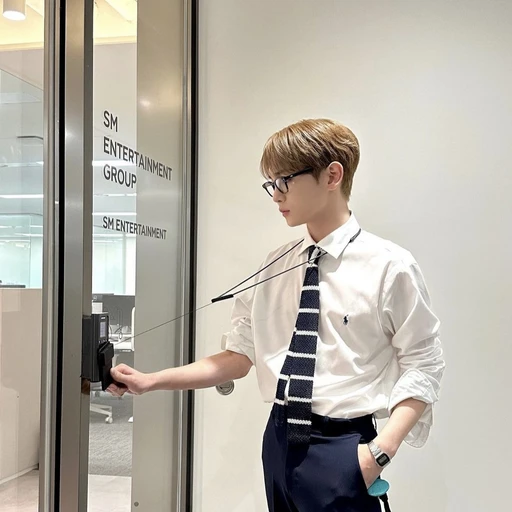 김기범