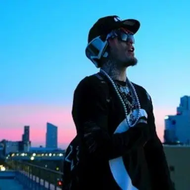 Profile image of Riley Underwood